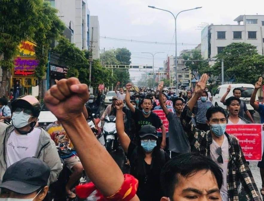 Ro Nay San Lwin tweet media