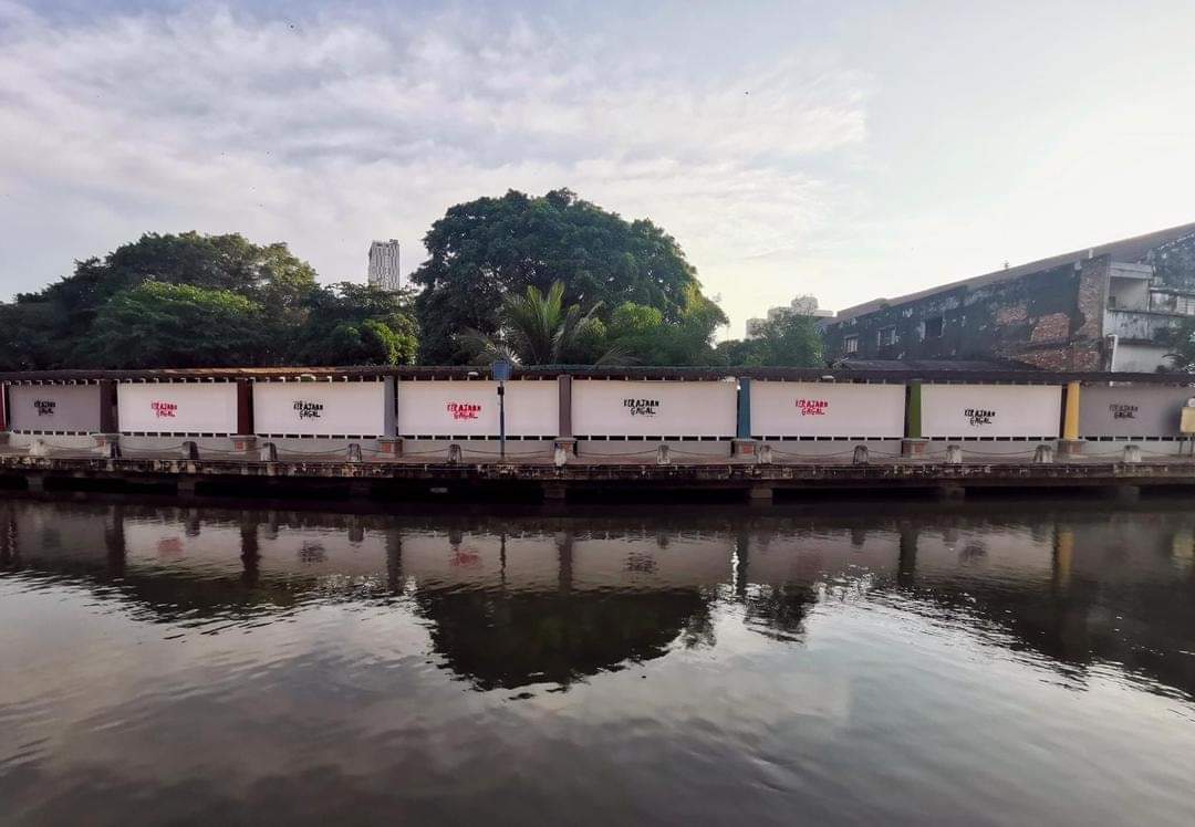 amirxabdhadi's tweet image. Khabarnya di Melaka. Rakyat marah dengan #KerajaanGagal

Kamu boleh tutup grafiti, tapi kamu tak akan boleh tutup kemarahan rakyat.

Letak jawatan sahajalah, Mahiaddin.

#BerayaDiJalanraya