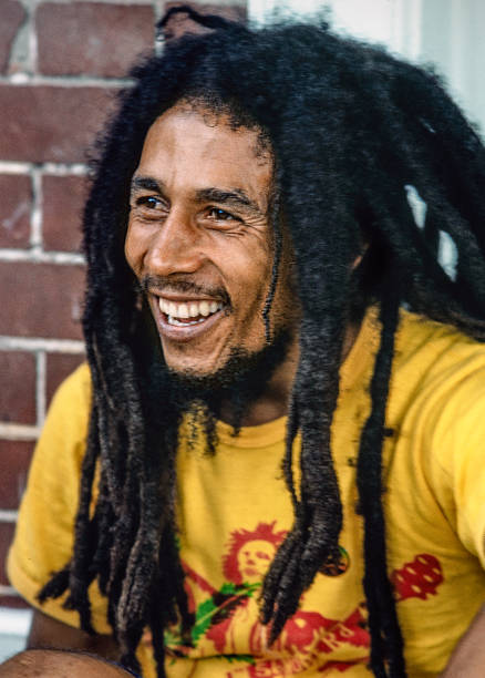 Dale ❤️ si alguna vez escuchaste a <a href="/bobmarley/">Bob Marley</a> 
#LargaVidaAlRey 💚 💛 ❤️
Nesta fue, es y será el artista de reggae más importante de la historia. Hoy 11 de mayo se conmemoran 40 años (1981) de su partida a la inmortalidad.
👇