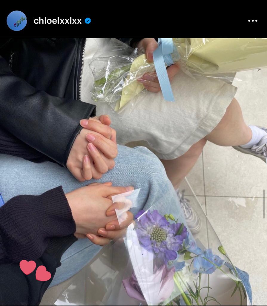 JlSOODYKE's tweet photo. YEONWOO AND AHIN TOGETHER BEFORE SHE GOT HER NAILS DONE OR AM I DREAMING https://t.co/qKig2Uqbdb