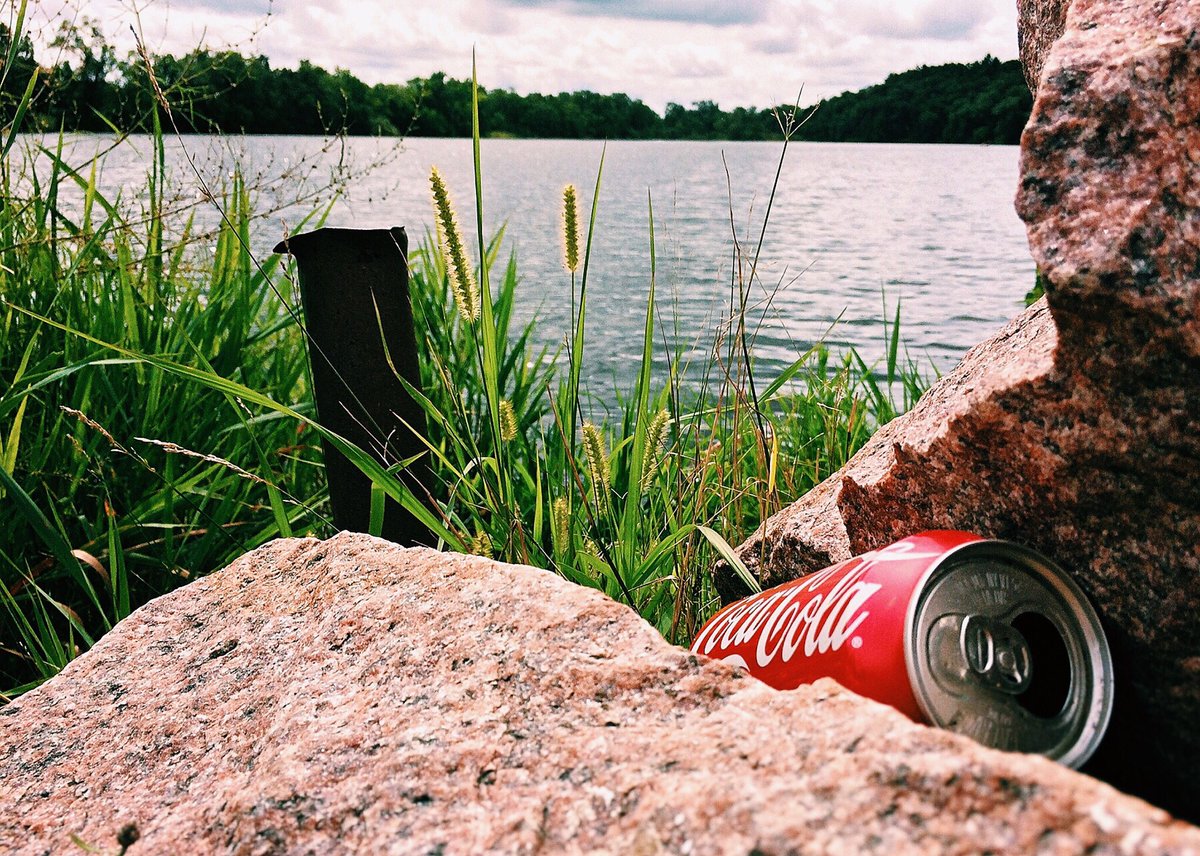 Something in this photo doesn't belong...😞

We've seen a significant increase in the amount of litter being tossed around and left in our Conservation Areas since the start of the pandemic last year. PLEASE pack out what you pack in 🗑️♻️ #actONlitter ontario.ca/page/act-on-li…