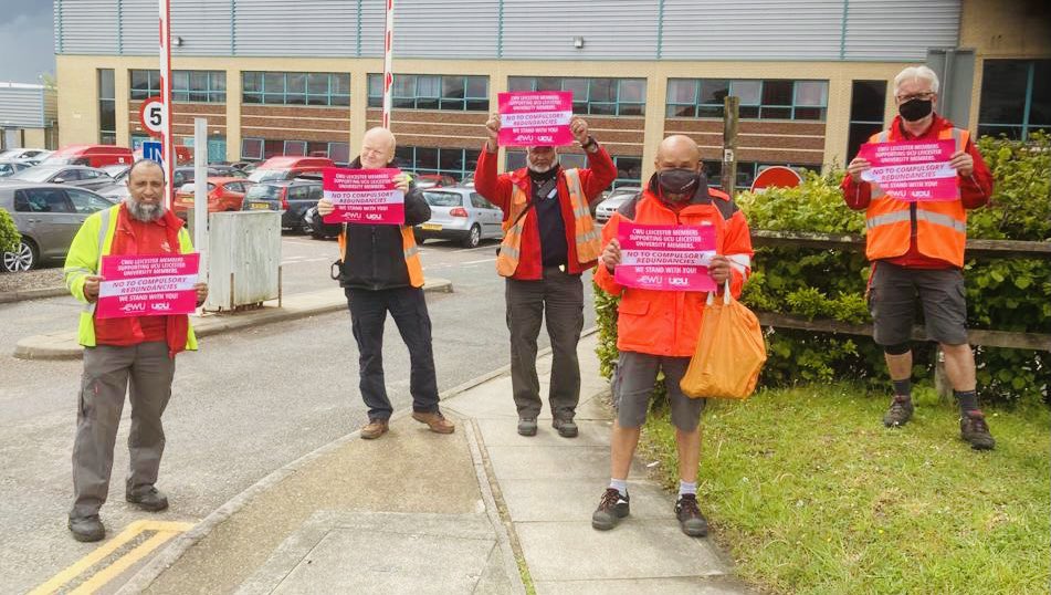 UCU members at The University of Leicester are fighting back against vicious cuts and compulsory redundancies. 

Today our Royal Mail members in Leicester came out to show their support for UCU members. 

Solidarity is an action not just a word.