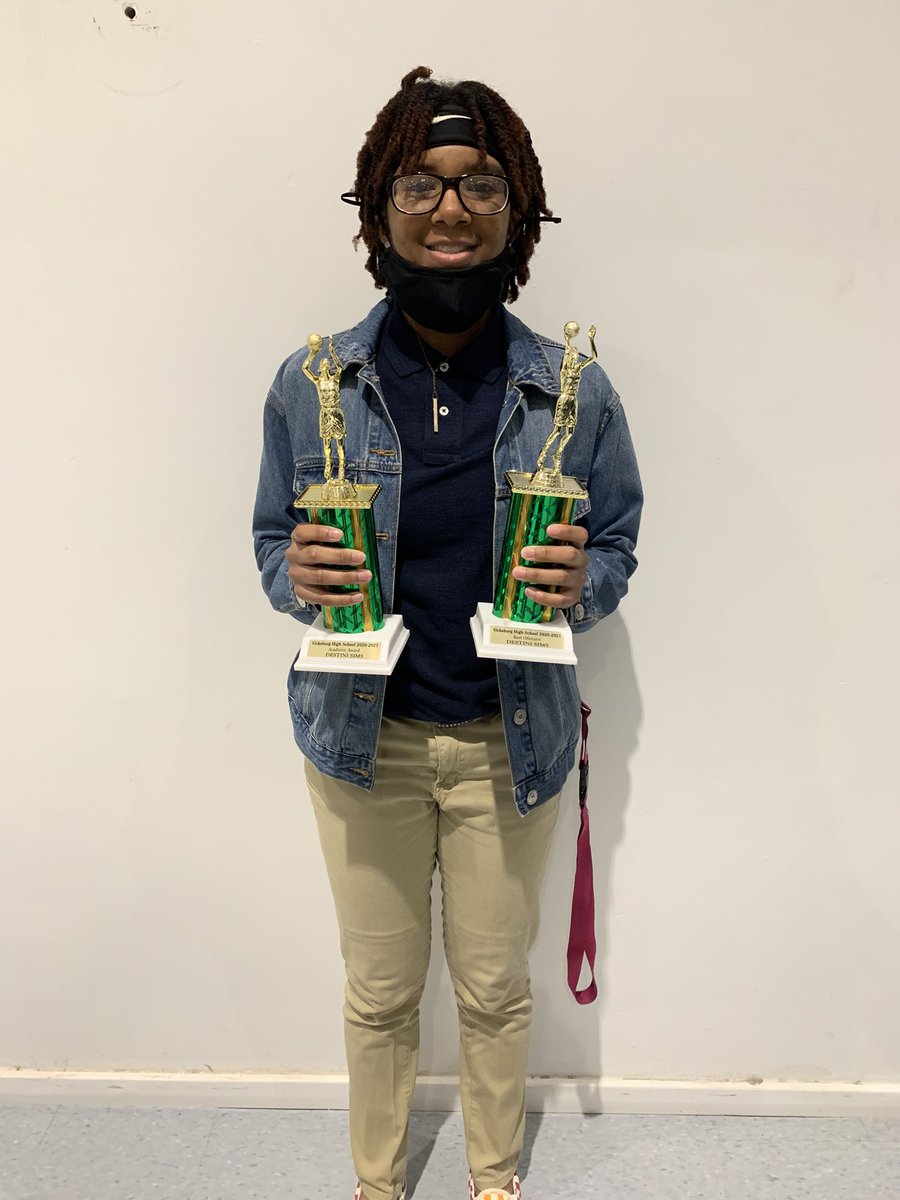 Sims202767868's tweet photo. Destini Sims 
Best Offensive Player/Highest GPA(3.9) (19 ACT)
Vicksburg Missy Gators https://t.co/PAJJu2kAmZ