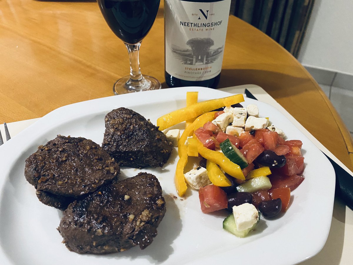 Best dinner in Africa ⁦<a href="/NeethlingshofW/">Neethlingshof Wine Estate</a>⁩ ⁦<a href="/SANParksKNP/">Kruger National Park</a>⁩