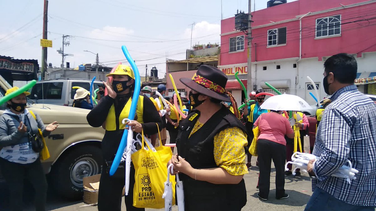 🔆 Hasta las Colonias Prizo 1 y 2, en #Ecatepec, llevé mis propuestas legislativas que buscan mejorar las condiciones de vida de mis vecinos. ¡Vota #PRD este 6 de junio!

#votomasivoprd2021
#claudiacerónvaporecatepec
#PRD