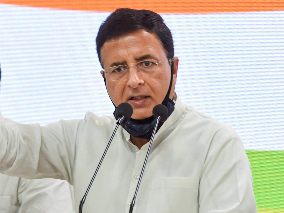 timesofindia's tweet photo. BJP govt looting people by hiking petrol, diesel prices soon after assembly elections: Congress 

Read: https://t.co/aiiWG99pZt https://t.co/tTuvlkK6do