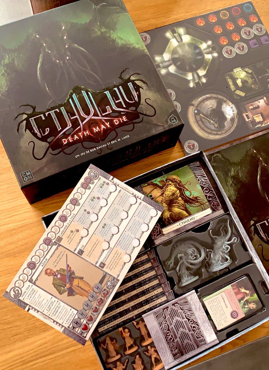 FinalToki's tweet image. Acquisition du jour. #Cthulhu Death May Die. Bien hâte de perdre face aux Grands Anciens. Merci @Philibertjeux pour la livraison rapide et soignée, comme d’habitude. #JeuxDePlateau #MytheDeCthulhu #Lovecraft
