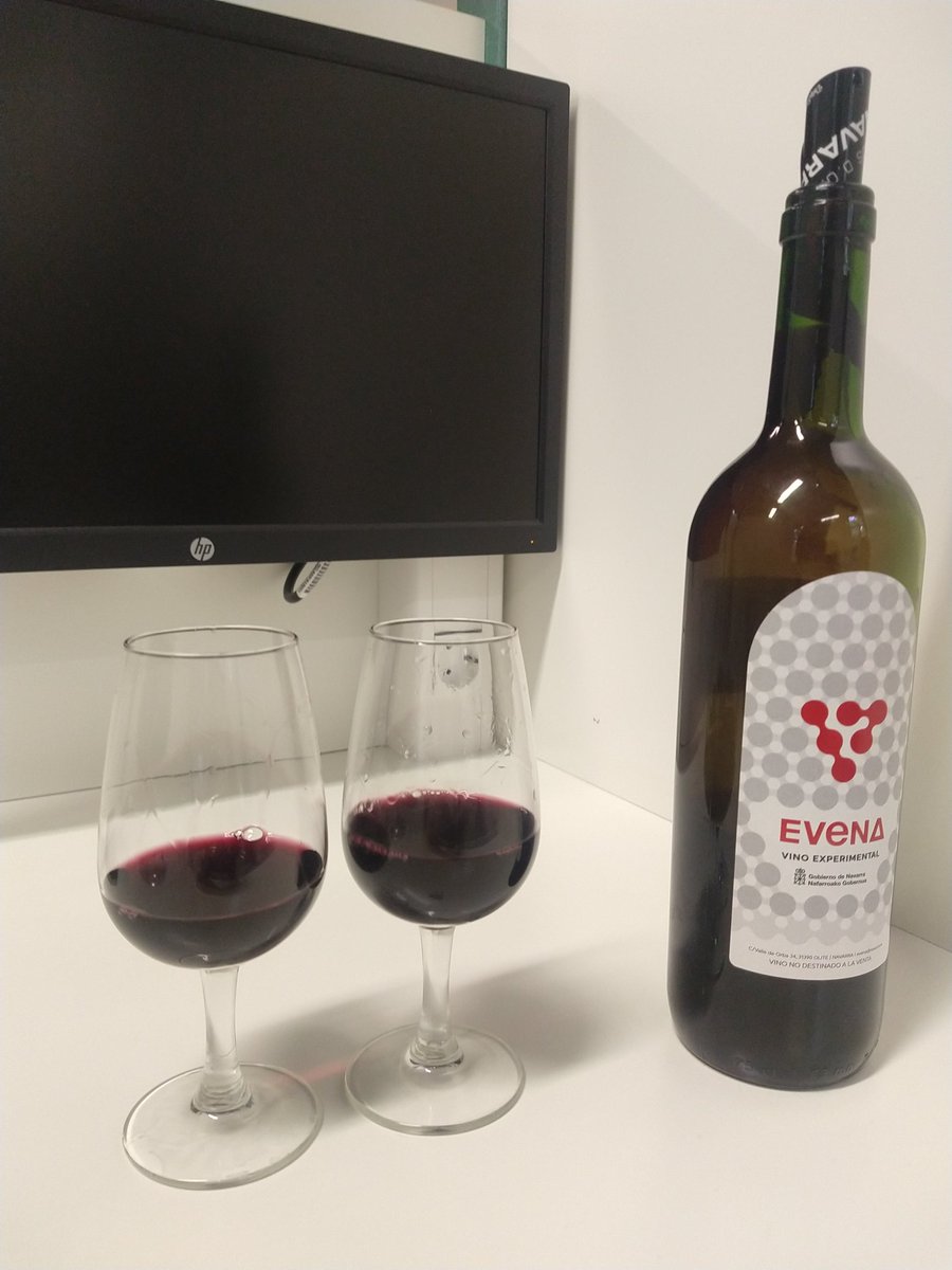 Viticultura UPNA (@viticulturaupna) on Twitter photo Hoy día súper completo en nuestro Máster en Enología Innovadora, la recuperación de material vegetal es #TrendingNow Rafa García <a href="/vitisnavarra/">Rafa García -VITIS NAVARRA-</a> #basajaun y Félix Cibriain y Alfredo Rueda de #EVENA <a href="/gob_na/">Gobierno de Navarra</a> ejemplos a seguir 👏👏 Hoy día súper completo en nuestro Máster en Enología Innovadora, la recuperación de material vegetal es #TrendingNow Rafa García <a href="/vitisnavarra/">Rafa García -VITIS NAVARRA-</a> #basajaun y Félix Cibriain y Alfredo Rueda de #EVENA <a href="/gob_na/">Gobierno de Navarra</a> ejemplos a seguir 👏👏