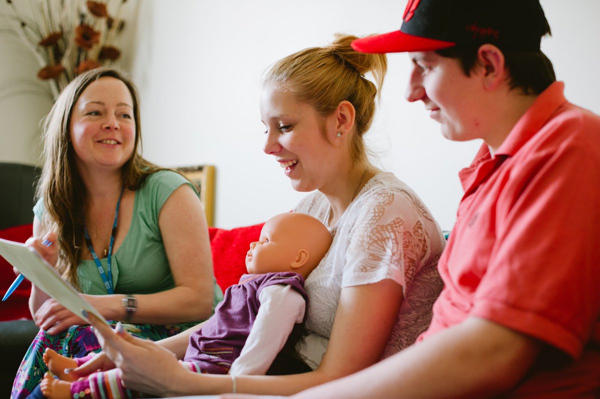 FNPNationalUnit's tweet photo. It’s #InternationalNursesDay tomorrow! We’re celebrating all #nurses including amazing #fnp #familynurses who do incredible work with vulnerable young families #IDN2021 #ThankYouNurses @lynrayz @FNPSalford @FnpSuffolk @fnpcroydon @CLCHFNP @FNPsouthend1 @warwickshirefnp @Ben_EIF https://t.co/GtRL54Wm9G