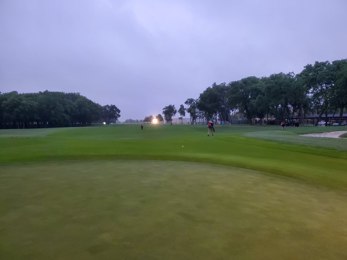 hairyligule21's tweet photo. Morning 2 of the Byron Nelson brought a lot of tears from the sky but some great green measurements! #aggieturf #byronnelson #womeninturf #doyachainhanglow #nohandwateringtoday #tpccraigranch #isthiswork https://t.co/Ujj3w3BwEj
