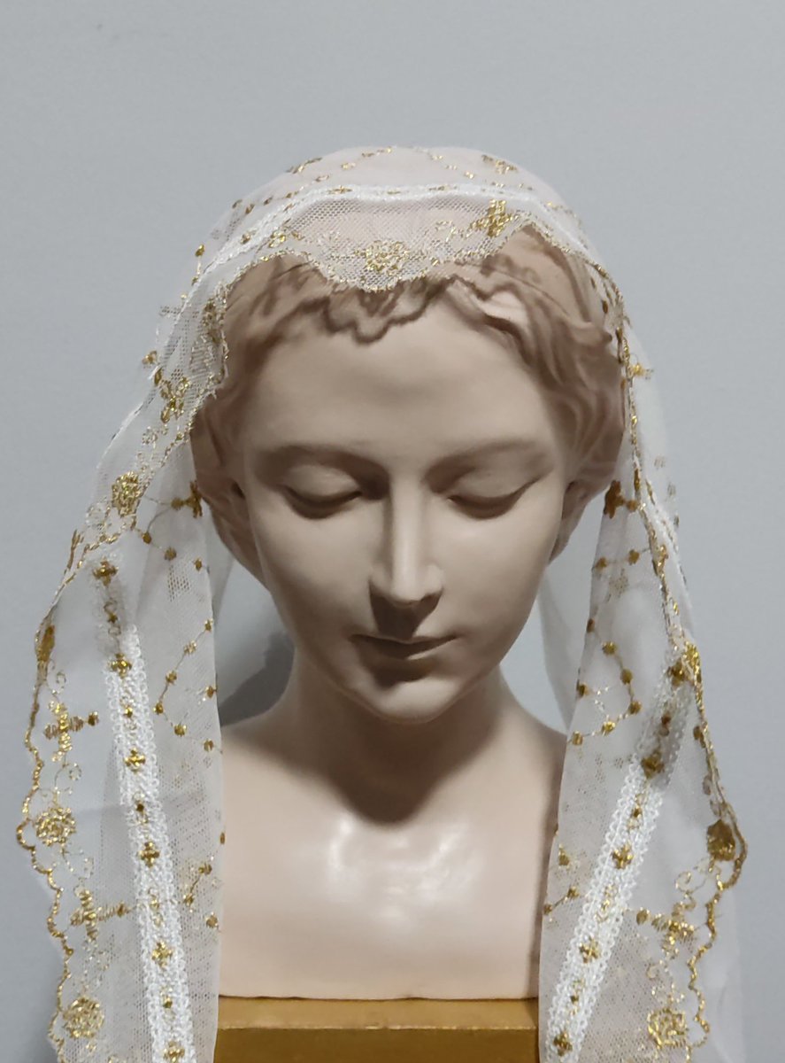pabloespinosa29's tweet photo. • 𝑁𝑢𝑒𝑠𝑡𝑟𝑎 𝑆𝑒𝑛̃𝑜𝑟𝑎 𝑑𝑒 𝑙𝑎 𝐸𝑛𝑐𝑎𝑟𝑛𝑎𝑐𝑖𝑜́𝑛.
Busto realizado a tamaño académico en barro cocido.
 Un rt no cuesta nada💞 https://t.co/dAwe05f1dD