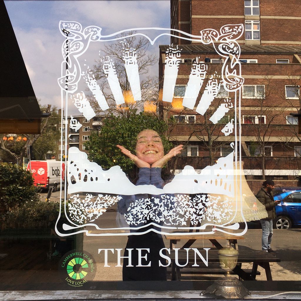 Our gorgeous Grace is a ray of Sunshine. Look at that smile! We guarantee you’ll be grinning like this when you see our amazing beer gardens 🌞#pubinthesun #beergarden #pints #cocktails #thesun #thesunofcamberwell #anticpubs #southeastlondon