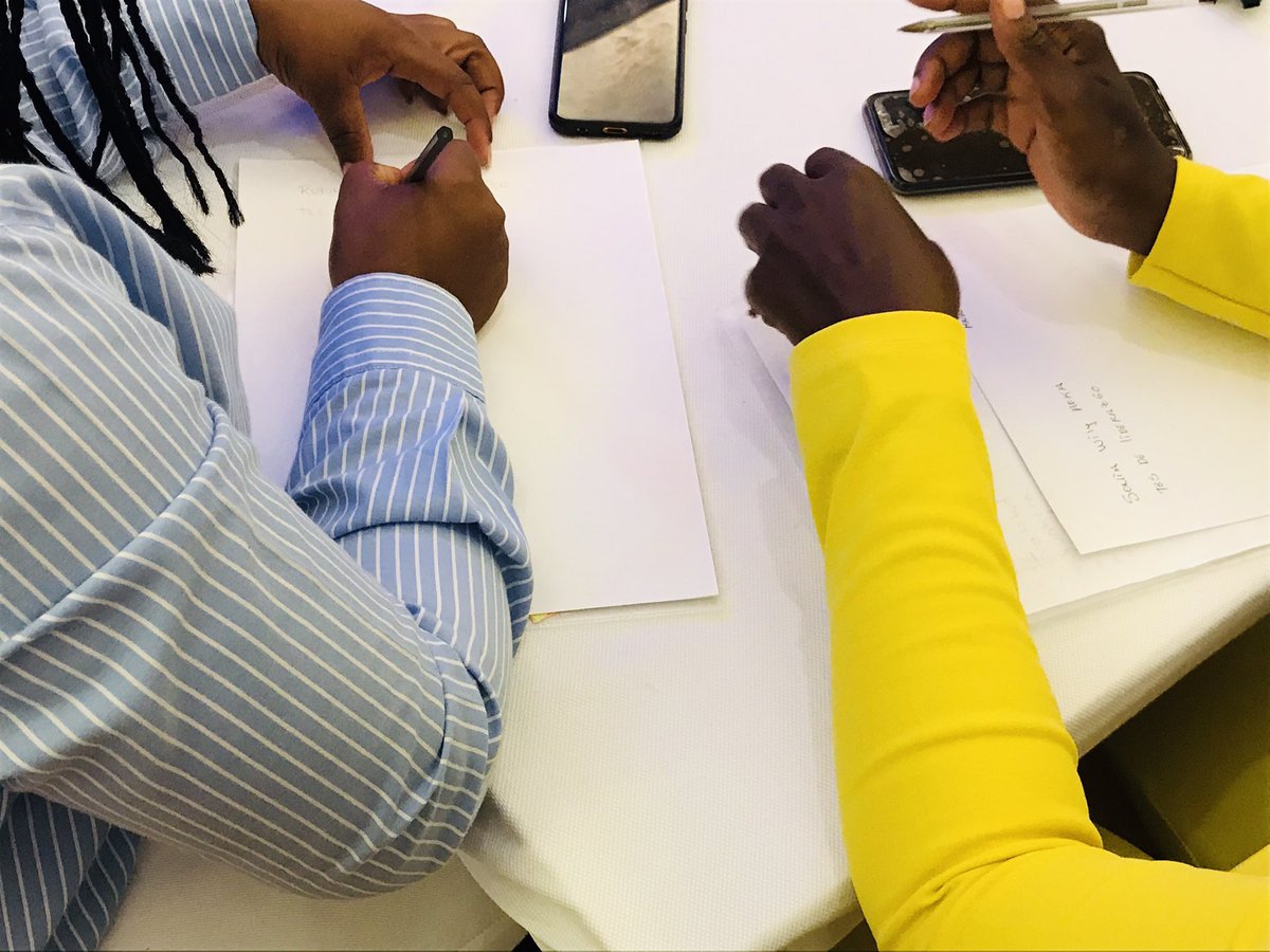 Día 2: COMUNICACIÓN EFICAZ “comunicar no es hablar, es transmitir” #seminarioprofesionalmmh2021 #brainshopmmhmalabo <a href="/egmmh/">MMH</a> <a href="/_BrainShop_/">BrainShop Consultoria</a> <a href="/GabrielObiang/">Gabriel Mbaga Obiang Lima</a> <a href="/JacintoOwono/">Jacinto Nguema Owono Martínez</a> <a href="/JorestSB/">Sikota Barleycorn Jorge</a> <a href="/RosaAbuy/">Rosa Natividad Mangue</a> <a href="/ELMAU_IMPACTA/">Mauricio Ebozogo Oficial</a>