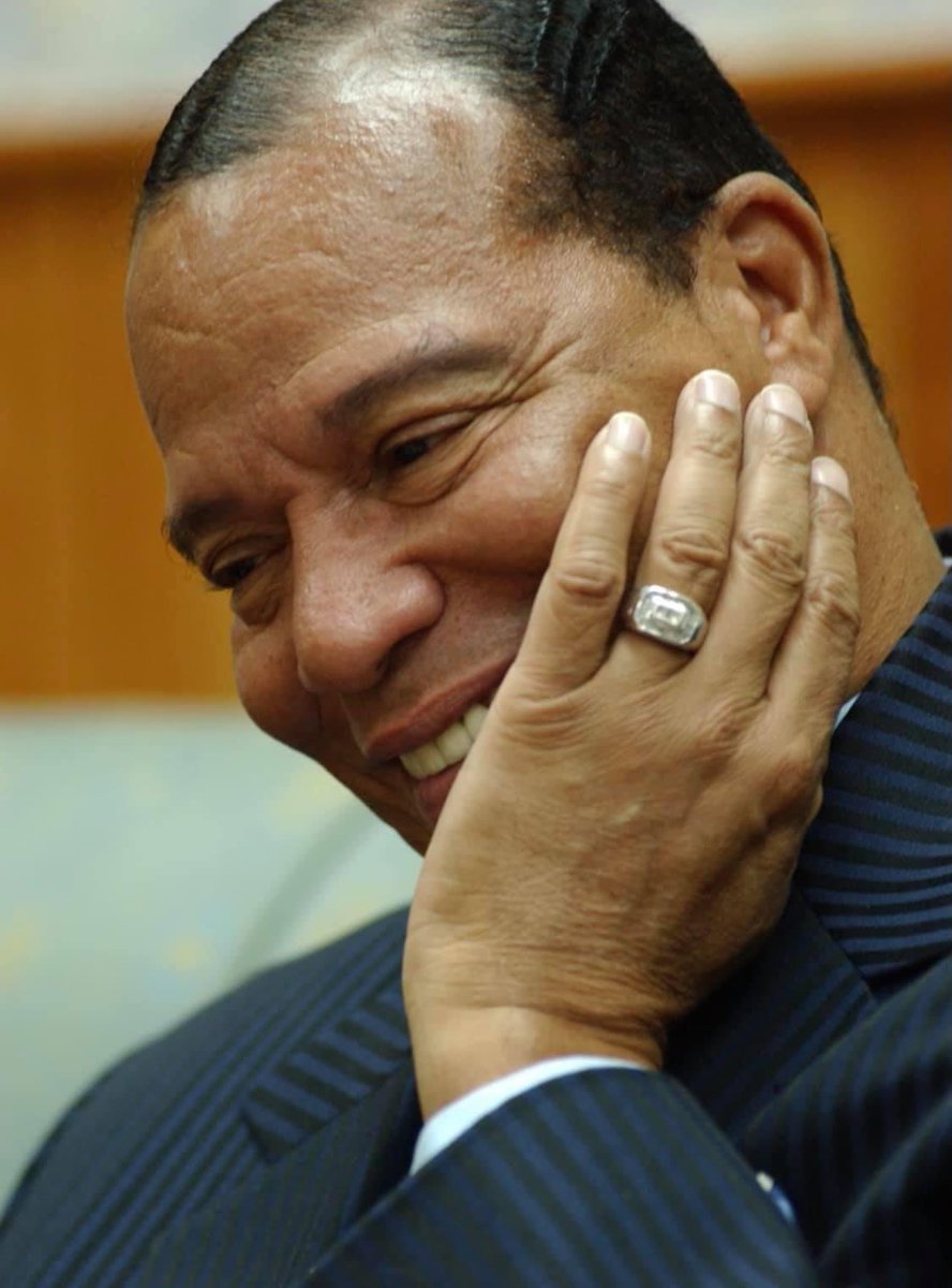 BrotherQiyam's tweet photo. Happy Blessed Birth Anniversary to The Honorable Minister @LouisFarrakhan!! We thank Allah for the womb of Mother Sumayyah Farrakhan!! 

#Farrakhan #May11Concerto https://t.co/HpTpu94caW
