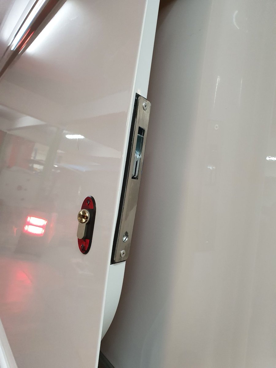 KeyRacking's tweet image. Do you need to secure your vehicles?
Here's a range of van locks that we completed for Harroquip Group with #Tradevanlocks.
Get in touch with us today by calling 01482 228 225
#vehicle #locks #security #Yorkshire