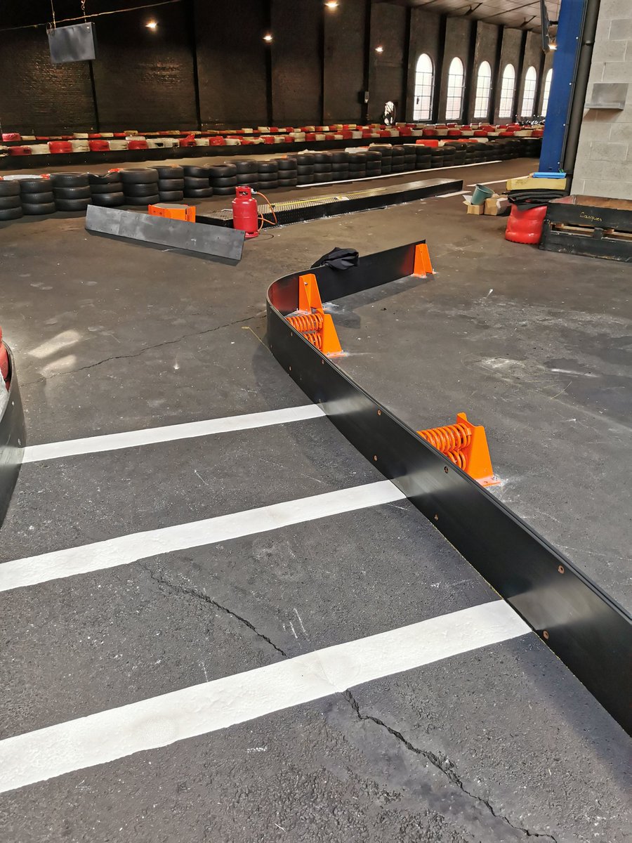 jmk_official's tweet photo. Exclu Twitter... ON REVIENT LE 09 JUIN 2021... RÉOUVERTURE DE NOS ÉTABLISSEMENTS. ENFIN !!! Infos complètes : Bientôt 😉
#jemevaccine #jmkarting #karting #kart #sport #mecanic #sportcars #namur #floreffe #liege #fleron #casque #helmets #gokart https://t.co/iZyfTxbtsl
