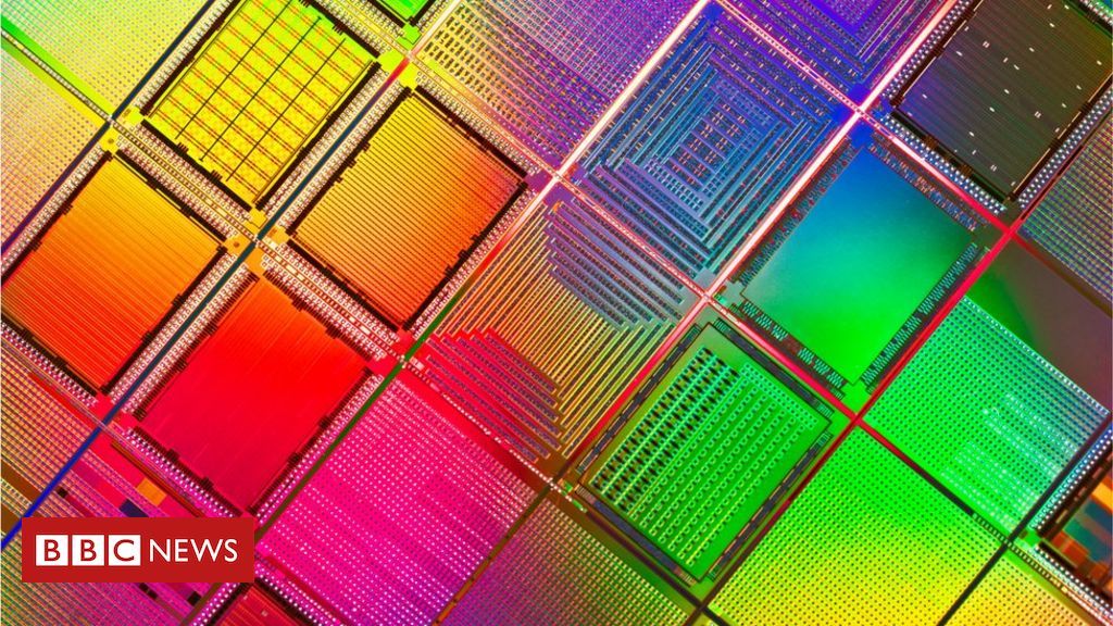 SoftwebHQ's tweet image. IBM 2nm chip breakthrough claims more power with less energy. via @BBC
#IBM #ComputerProcessors
buff.ly/3up4V0v
