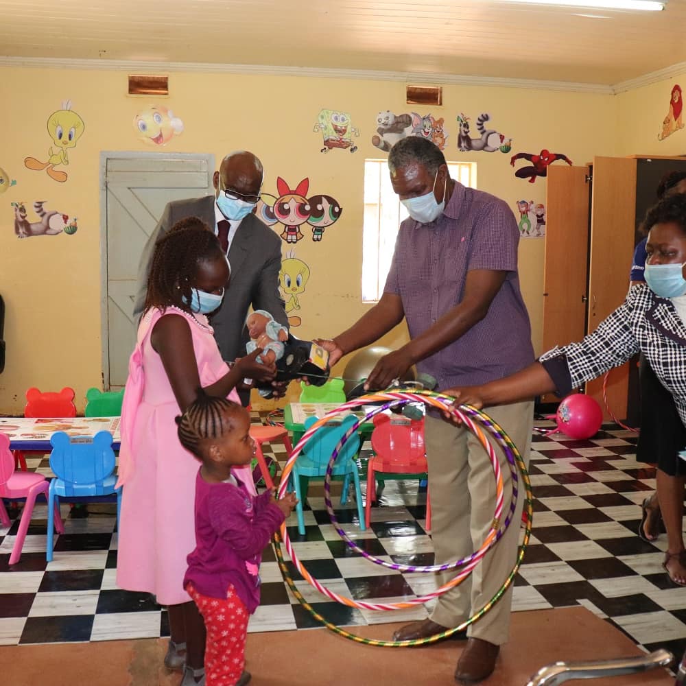 ADSWREGION's tweet photo. Transforming children court rooms in Kakamega and Bungoma Law courts into child friendly spaces to enhance participation of defilement survivors in their quest for justice. # End violence against children. https://t.co/mG5OqkCeO7