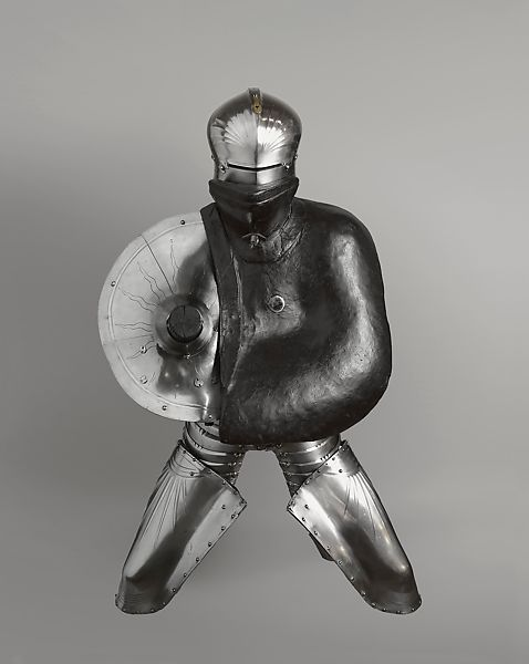 William complains that the damage caused to his armour during the joust will make it harder to defend in his fight on foot with swords. In reality, knights would have different armours for different events. Here we have one for jousting, and one for fighting on foot.