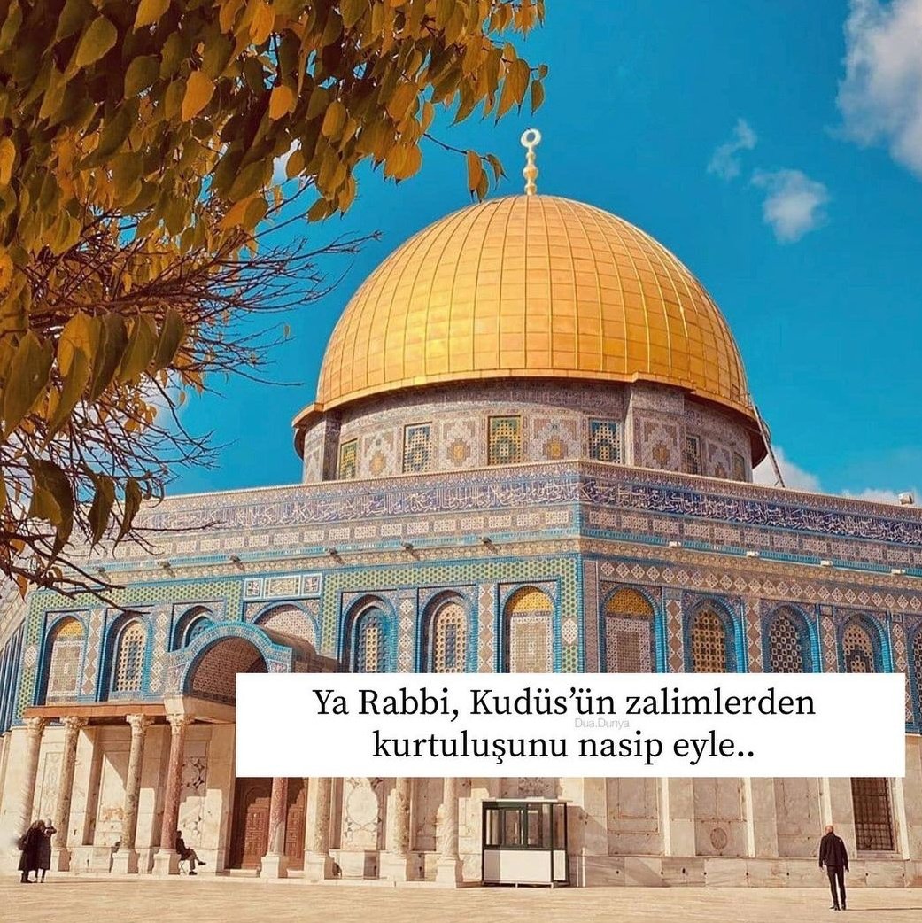 FilizCiloglan1's tweet photo. #Filistin #FilistinYanlızdeğildir #KudusBizimdir #KuduseSahipCik # https://t.co/9HhF7OA1EW