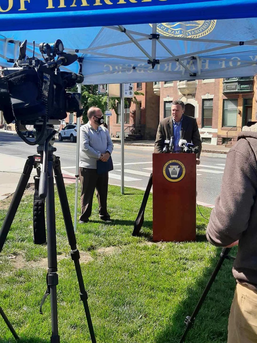 thecityofhbg's tweet photo. Ribbon Cutting Ceremony for the Newly Replaced Sidewalk Adjacent to the State Capitol Complex
@HBGengineering @EricPapenfuse @PAGenServices #Harrisburg https://t.co/Iff90o6q7M
