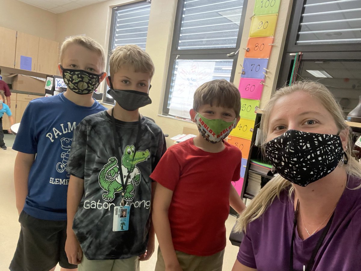 Mrs_Rucco's tweet photo. Had some sweet visitors last Friday to wrap up Teacher Appreciation Week! Miss these guys and was so happy to see them!! 💚 thanks for sending them my way, @MsDrozdowski ! @PLEgators @Cynthia81298677 @MogleJennifer https://t.co/ydWluDcRyw