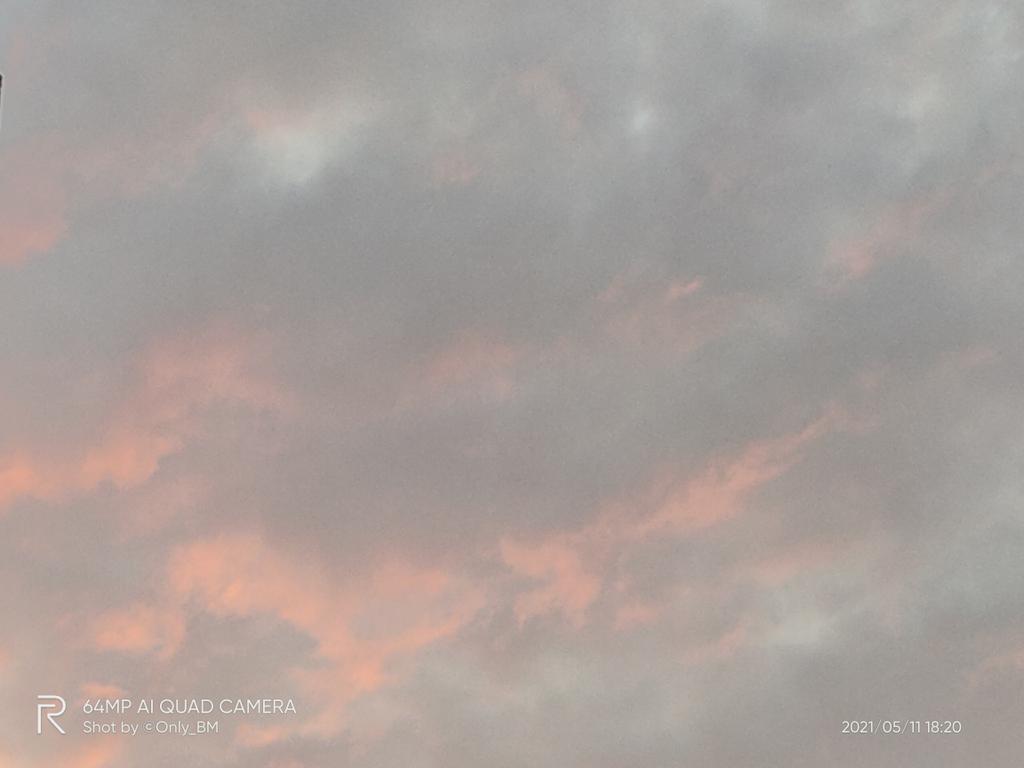 ImBibhuduttaIND's tweet photo. #Sky #Clouds
Oye!! Another Scene☺
Interval 60" Oooolleeyy🤣
#RealMe_XT #SkyPhotography https://t.co/9hRNFQEwqM