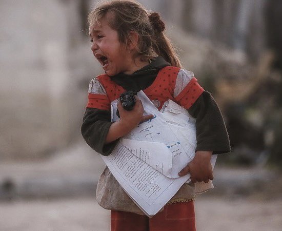 a435_'s tweet photo. This is so heartbreaking 💔
#فلسطين_تنتفض #فلسطين #غزة_تحت_القصف #غزه_تقاوم https://t.co/n7wRp9IJ5Z