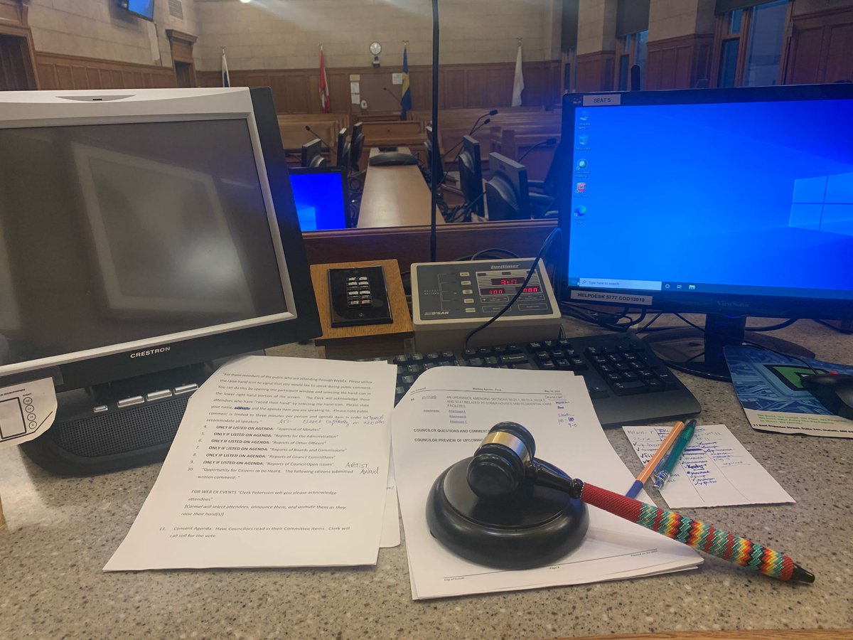 Renee_4Duluth's tweet photo. #Favez! Duluth City Hall had some authentic beadwork in the Presidents seat tonight! First we have Tribal Flags and now a beaded gavel! I thank the community for this work! It is the best of everything! #DLTH! https://t.co/EZ0MF222aT