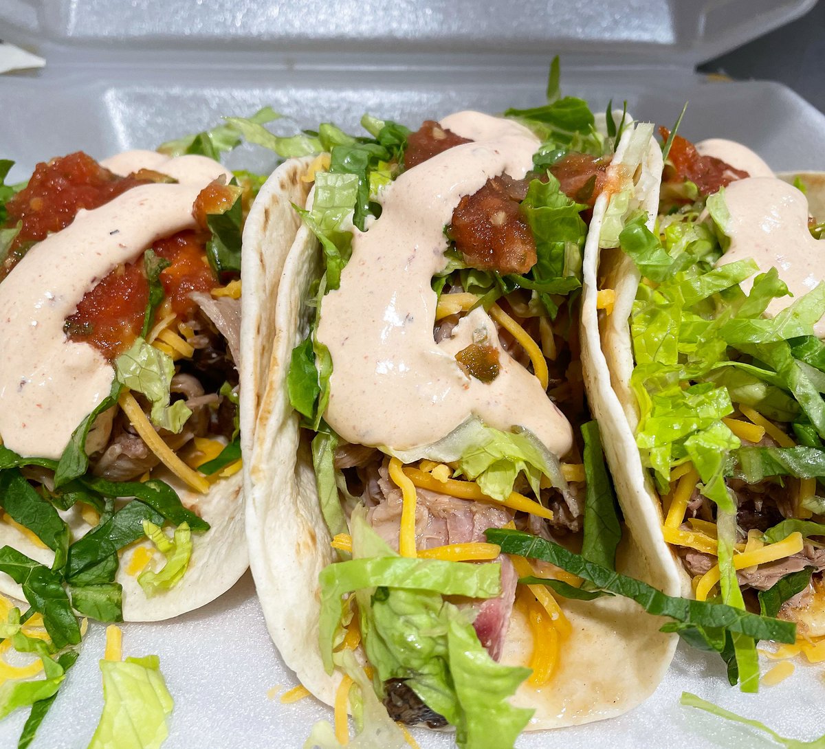 INSmokehouse's tweet photo. Happy taco Tuesday!🌮🌮🌮 Brisket tacos available today from 10:30-2pm! 
#bbq #indianasmokehouse #food #foodie #yum #tacos #tacotuesday #briskettacos #supportsmallbusiness #smallbusiness #supportlocal #eatlocal #columbusindiana #indiana #indianasmallbusiness https://t.co/o7CNSgyA0e