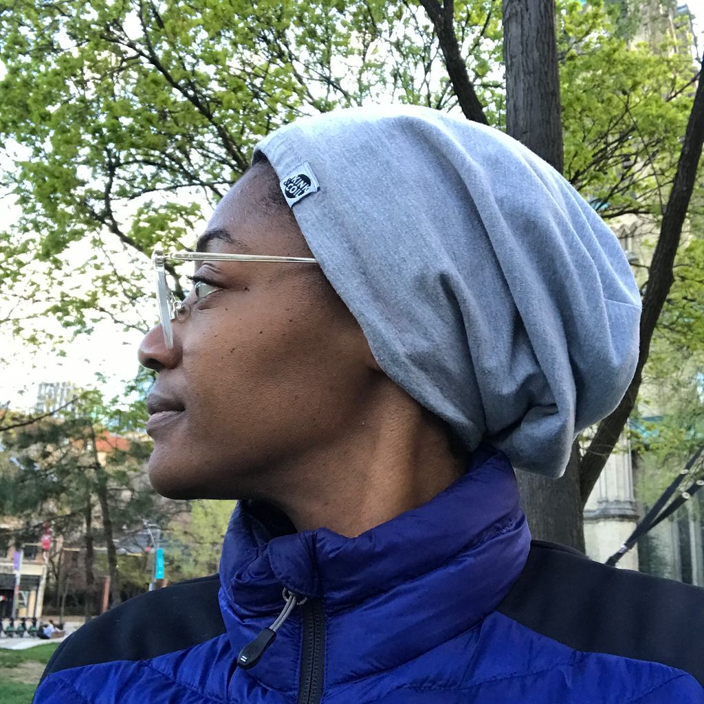 Even though it’s spring, there’s still a chill in the air! I went for a stroll last night and was glad to be wearing my #SatinLinedCap. Not only did it keep my head warm, but it also protected my natural hair from dryness and breakage. Shop here 👉🏿 kinkandcoil.com/products/satin…