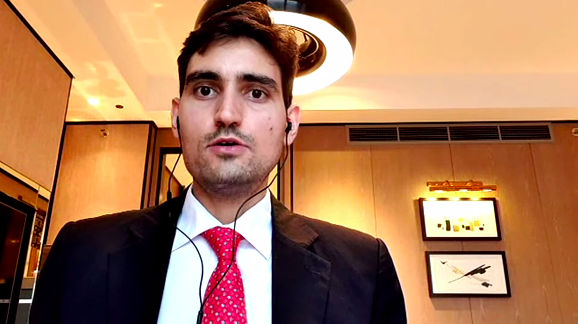 Madrid_Platform's tweet photo. 📍@carluisjm de @MINCEX_CUBA durante su intervención en la Sesión Pronegocios de Cuba: “Agradecemos la oportunidad que nos ofrece Madrid Platform para acercarnos”. #madridplatform #HUBinternacional de #Negocios.🌎 https://t.co/gXviAUjXFF