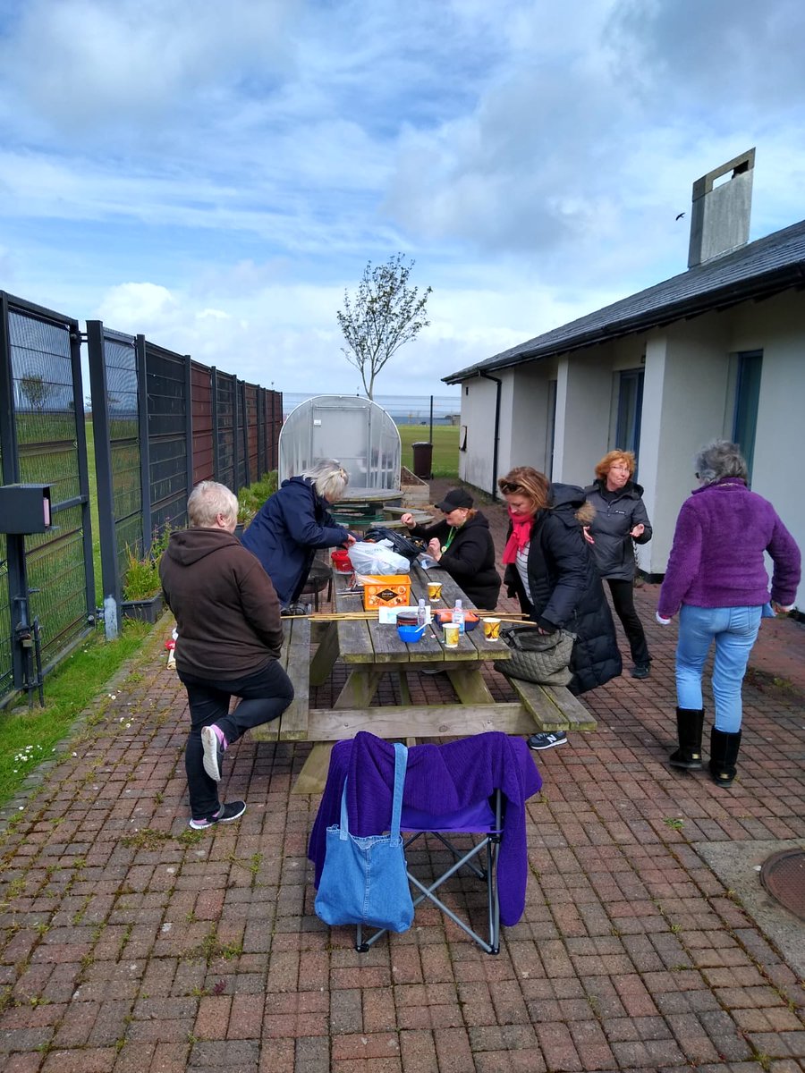 PeninsulaHLP's tweet photo. Our Pain Management group designed session 5....a great morning whittling and toasting marshmallows for s'mores. 🤤

Next 8 week Pain Programme started Tuesday 8th June 10.30-12.30pm. Online sessions.

Get in touch 028 427 39021 or book online here: https://t.co/10dxjXFXaC https://t.co/CVXaLIM2UE
