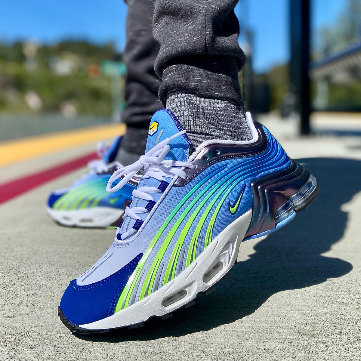 nike air max plus ii valerian blue ghost green