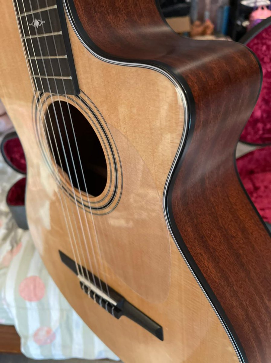 maxandradem's tweet photo. Se vende 
Taylor 312 ce N 
Nueva 
Información 0998484500 https://t.co/DvK0t4sRe3
