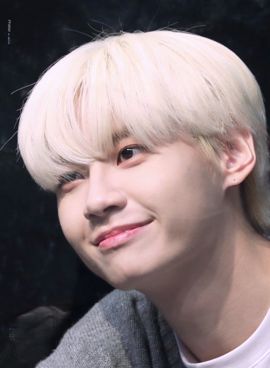 Praise_for_JH's tweet photo. 210509 광화문아트홀 팬싸

이강쥐 유죄..!

#이진혁 #LEEJINHYUK #브이태양 #Praise_for_JH https://t.co/GhrBCRQqE4