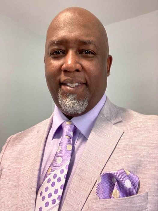 Saint12002's tweet photo. He's Listening https://t.co/YNLVnoD5jM via @YouTube  BIG BRUH WAS BORN AGAIN WITH A TRIBUTE TO HIS FAVS. ENJOY, TRADITIONAL GOSPEL MUSIC, ATLREPRESENTA!!! https://t.co/gCsr5CvLd1