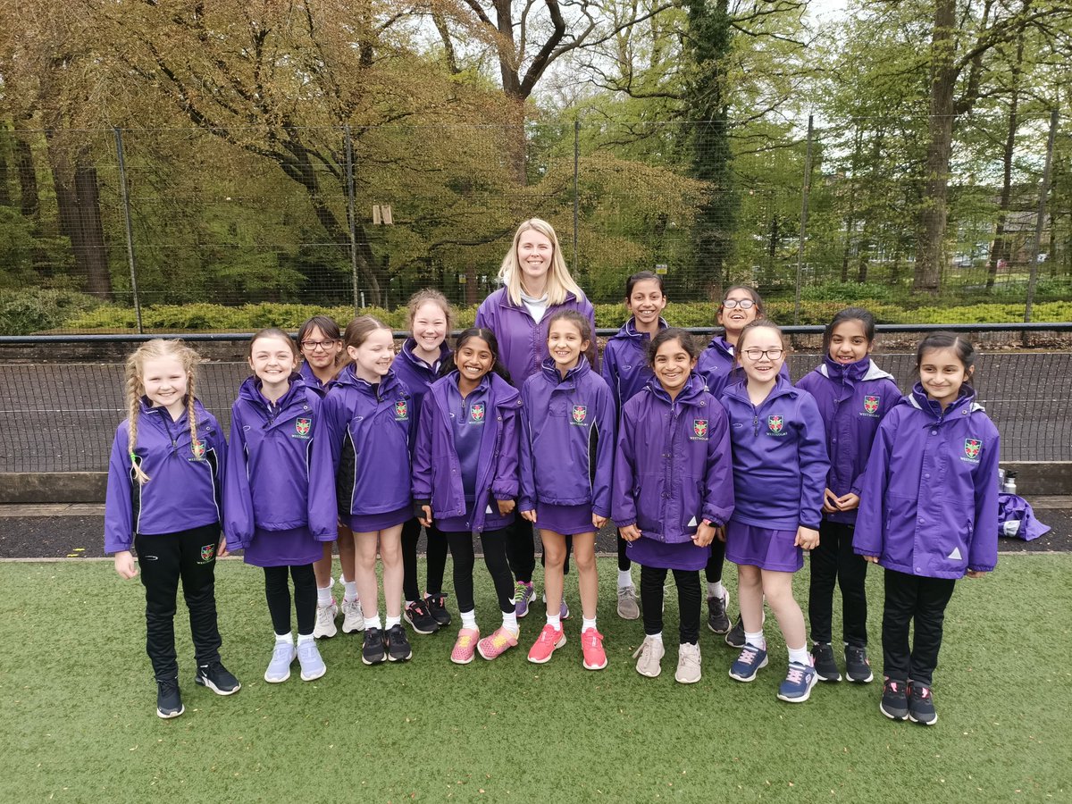 Yr4 Rounders before and after pics of the match v @StonyhurstSMH . You can tell from the smiles that they all had a fantastic time! Great play and sportsmanship on show throughout.