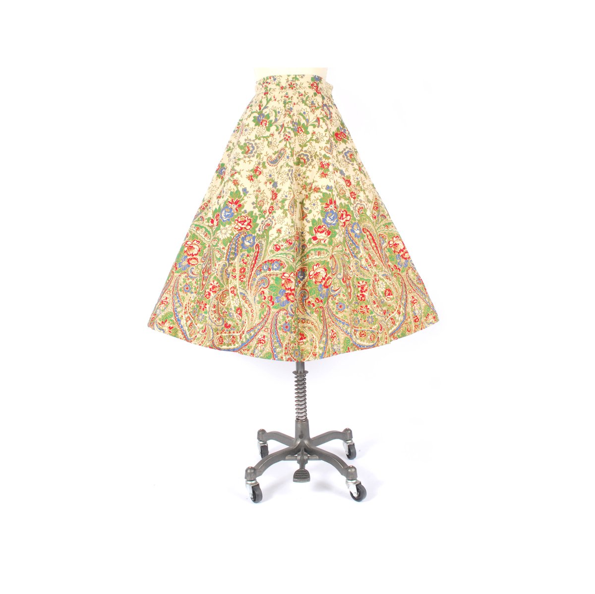 Fresh to Etsy: Vintage 50s Full Skirt w/GORGEOUS Bright Floral &amp; Paisley Novelty Print/Border Print w/Gold Screenprint #noveltyprint #50sfullskirt etsy.com/listing/101732…