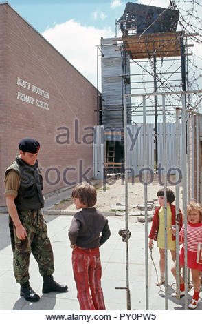 Udlah's tweet photo. #School #Loyalist #Springmartin #WestBelfast #TheTroubles https://t.co/VnqNrY6rws
