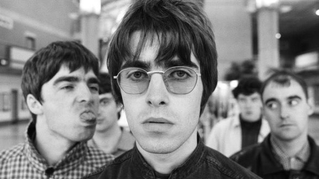fmrockandpop's tweet photo. Roll with it - Oasis #QPLF #CuartoDelRock 🎉 FM 95.9 / https://t.co/y7V8aLMR2Z 🎧#CuartitoDelRock https://t.co/cuT7bJ9i8m