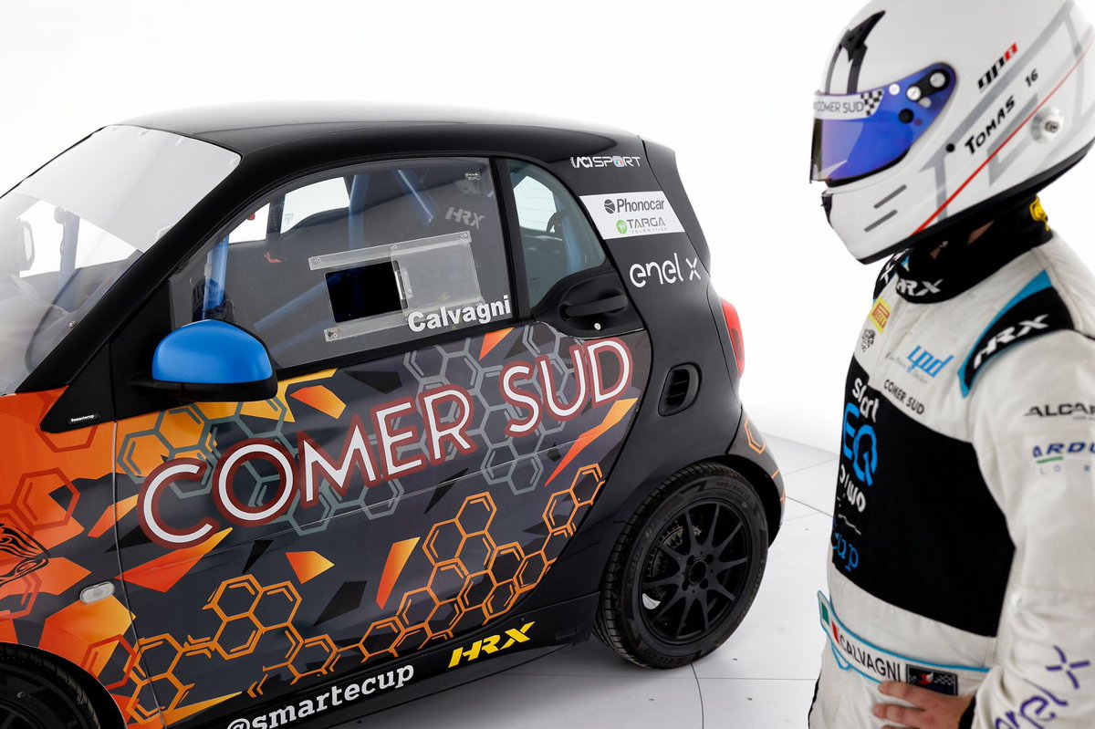 Semplicemente...vulcanica 🌋 la nuova <a href="/comersud/">Comer Sud</a> di Tomas Denis Calvagni! 🤙⚡

Vi piace? 🏁

@smart_Italia | <a href="/smart_worldwide/">smart</a> | <a href="/LpdItalia/">Lug Prince & Decker - LPD Italia</a> | @EnelXItalia | <a href="/Phonocar_spa/">Phonocar</a> | <a href="/TargaTelematics/">Targa Telematics</a> | <a href="/Hrx_Srl/">Hrx</a> | #MyMobilityPass | @Official_CSAI | #smart #smartecup #smartEQfortwo