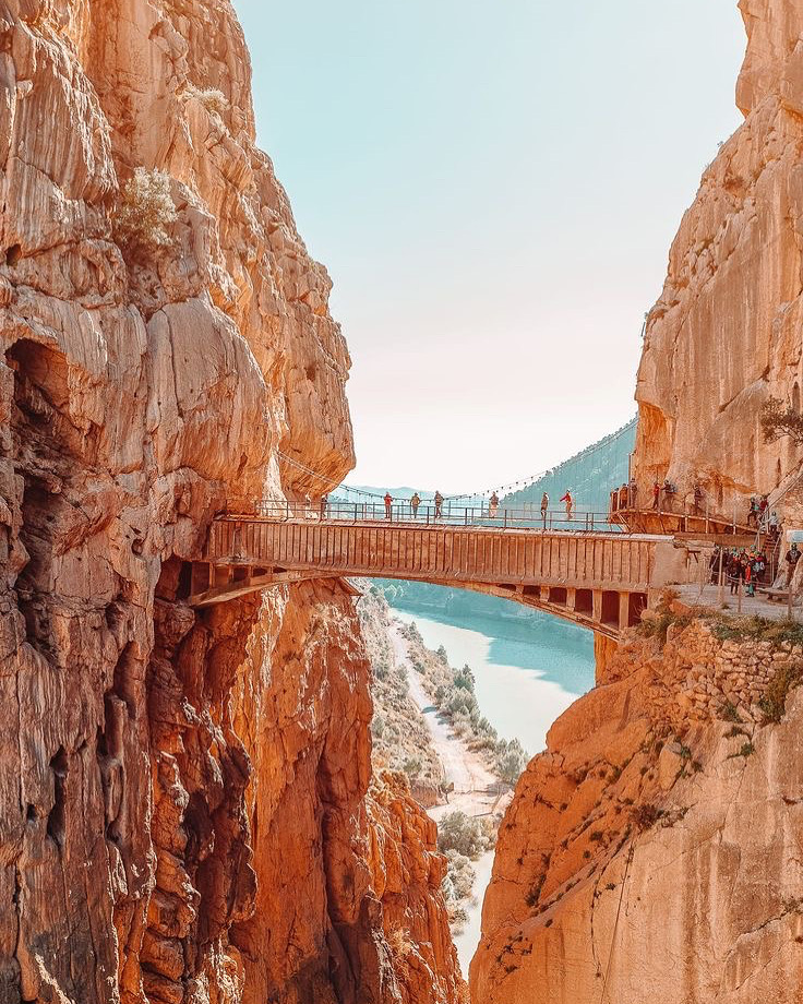 SimonsShoes's tweet image. Dreaming of being able to travel and explore once again instead of binge watching Rick Steves Europe on Youtube 😆

“The ultimate souvenir is a broader perspective.” - Rick Steves