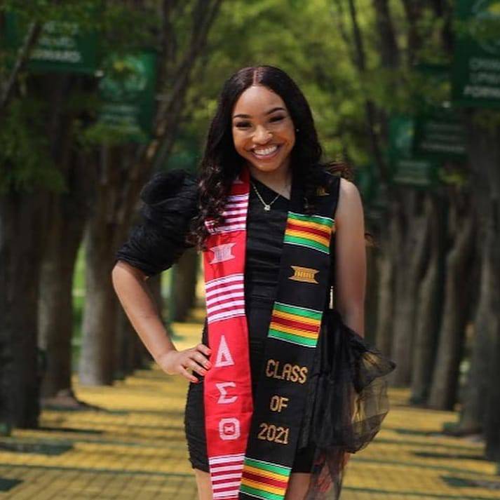 It is Graduation Season

Class of 2021: <a href="/_deniaaa/">THE D 👸🏾</a> 
<a href="/KYSU_CampusLife/">KYSU Campus Life</a> 

Post Credit: <a href="/KyStateU/">Kentucky State University</a> 

#iheartmyhbcu #ilovemyhbcu #KySUGrad21