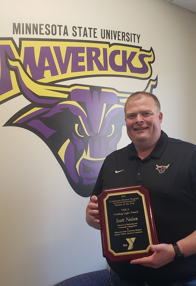 YMCABroSis's tweet photo. Congratulations to our 2021 Community Mentor Program Partner of the Year Guiding Light Recipient: Scott Nelsen and the MSU, Mankato Student Athlete Advisory Committee. Thank you for everything you are doing for our program and the Mankato community. @nelses1 @msumavs_SAAC https://t.co/1eUnbvxTx6