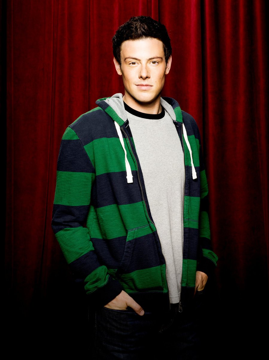 SeriesTWBZ's tweet photo. Hoje, 11/05, Cory Monteith, de Glee, estaria completando 39 anos. 🖤 https://t.co/GlRsC7Wejm
