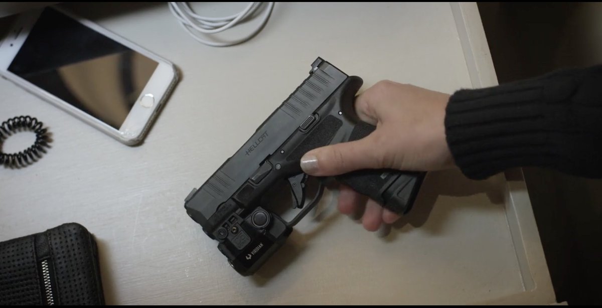 zone_get's tweet photo. It's a jungle out there. Protect yourself with the 9mm Hellcat from @Springfield_Inc:
Watch video here: https://t.co/RgWI7Vtvj4
#sahellcat #hellcat9mm #concealedcarry https://t.co/UCFVY8Zw2P