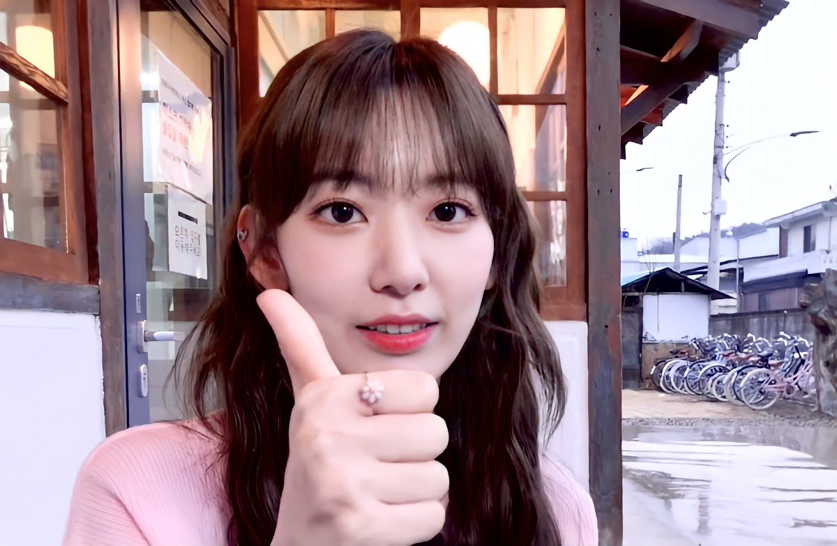 kkura_zone's tweet photo. #Miyawakisakura 
#宮脇咲良 #미야와키사쿠라 #IZONE  #아이즈원 https://t.co/myMtwpbP1H