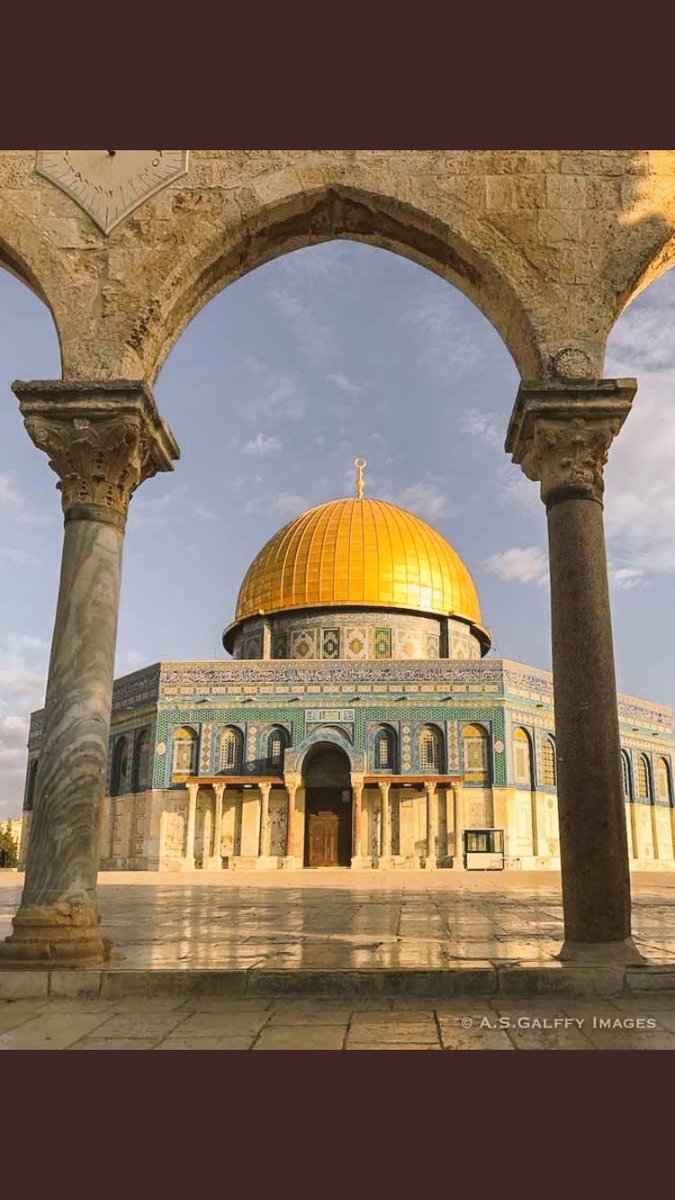 heyitsFaan's tweet photo. The Dome of the Rock (Qubbat-Al-Sakhra) - Jerusalem Palestine 🇵🇸 
 #AllahuAkbar #FreePalestine https://t.co/BQwXcI9OQl