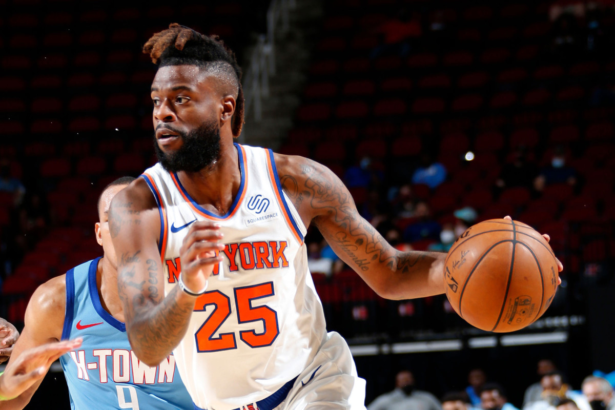 Knicks want to hang onto 'unsung hero' Reggie Bullock